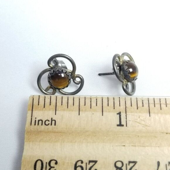 Vintage Tigers Eye Cabochon Stud Earrings, Spiral Swirl Celtic Design, Estate - Picture 4 of 6